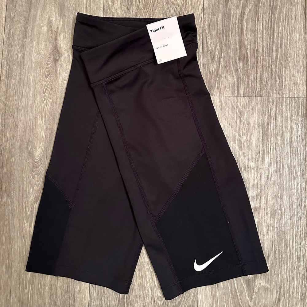 Nike Tight Fit